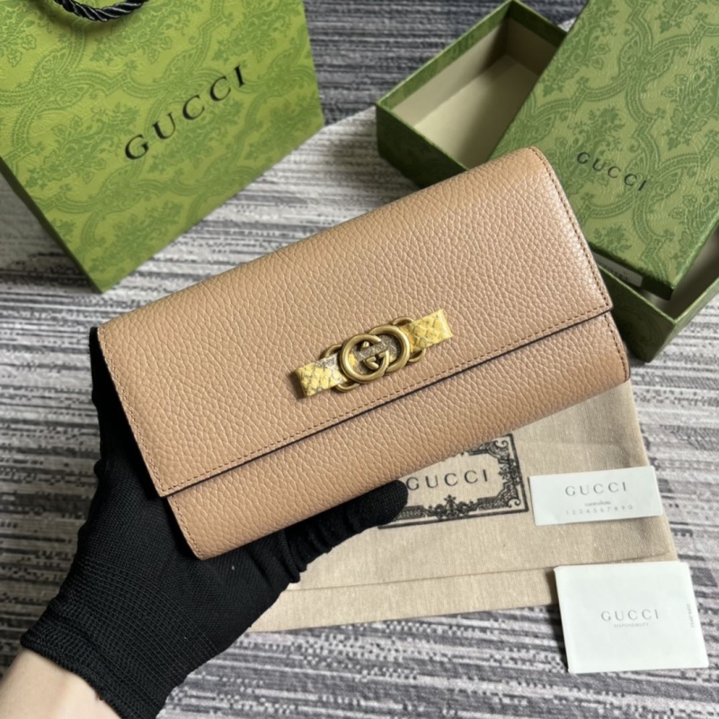 G*u*i wallets & purse